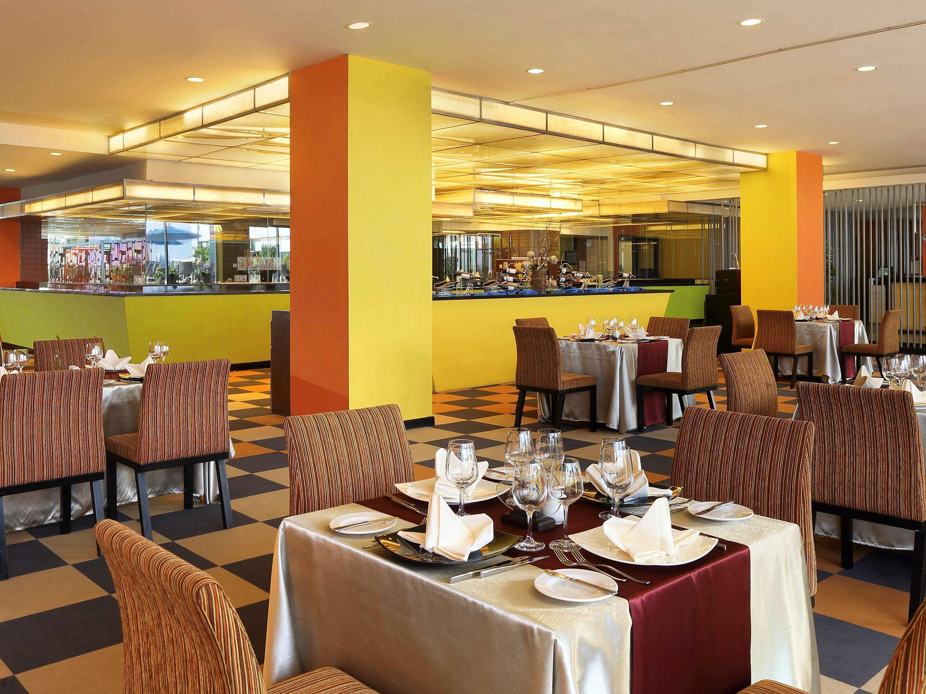 Novotel Balikpapan Eksteriør billede