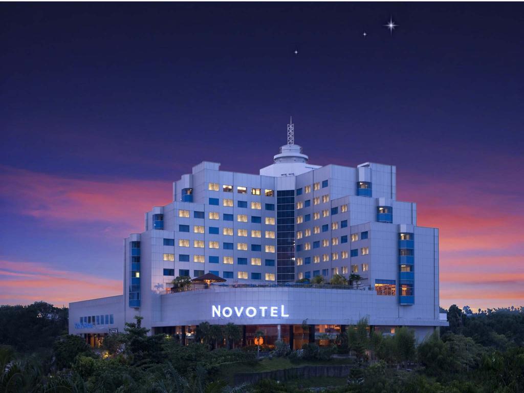 Novotel Balikpapan Eksteriør billede